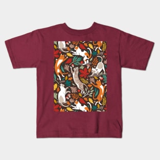 Autumn joy // pattern // brown oak background cats dancing with many leaves in fall colors Kids T-Shirt